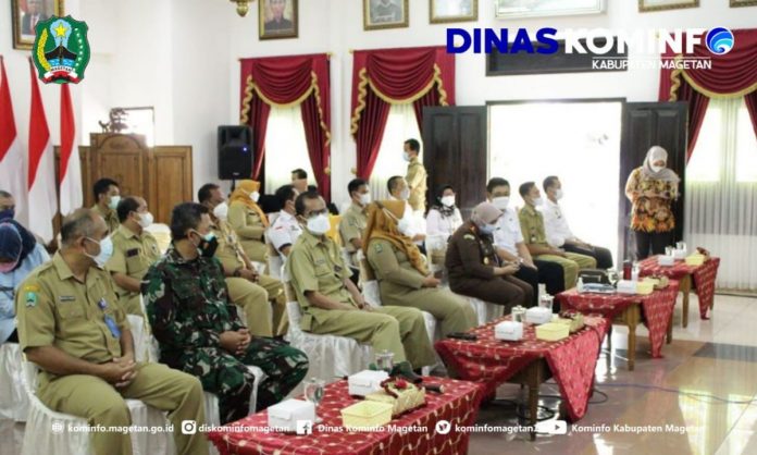 Penyerahan Sertifikat Aset Pemkab Magetan – Dinas Komunikasi dan Informatika