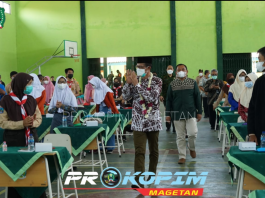 From East to be The Best Young Scientist ” Workshop Pengenalan Riset untuk Pelajar dan Guru”