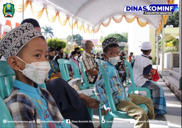 Memakmurkan Masjid Melalui Khitan Massal – Dinas Komunikasi dan Informatika
