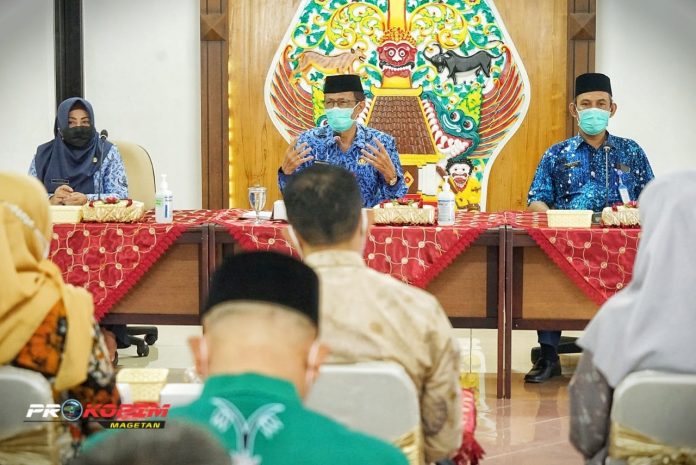 Jelang Kebijakan Pemakaian Seragam Batik Khas Magetan Bagi Pengajar, Pemkab