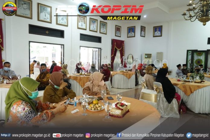 Silaturahmi Kekal : Kelompok Keluarga Kepala Sekolah SMP SMA SMK