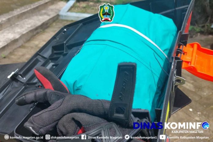 Tips Berkendara Motor saat Hujan – Dinas Komunikasi dan Informatika