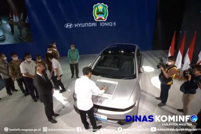 Mobil Listrik Pertama Buatan Indonesia diluncurkan Presiden – Dinas Komunikasi