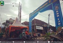 Asyiknya Ngabuburit sambil Belanja Takjil di Jalan Lombok Tawanganom – Dinas Komunikasi dan Informatika Kab. Magetan