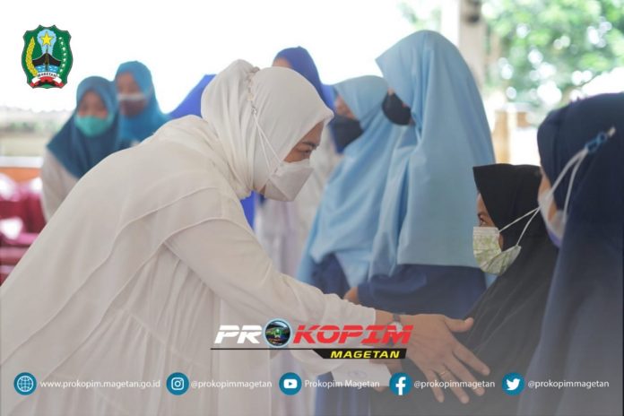 TEBAR SHODAQOH DAN MANFAAT DARI BKMT MAGETAN