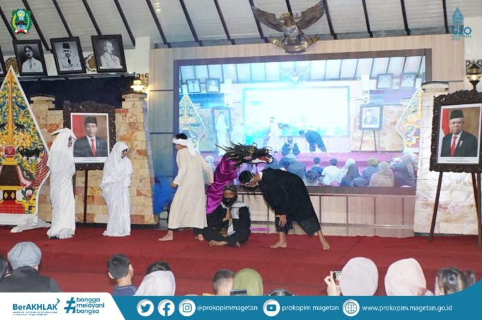 UNJUK KREASI DALAM GELARAN MBULAN NDHADHARI – BAGIAN PROTOKOL DAN