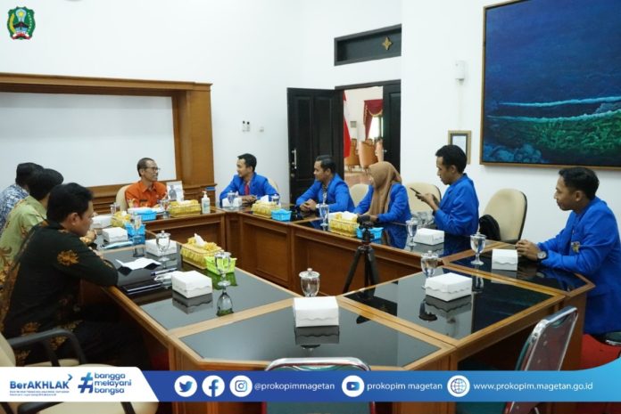 Bupati Suprawoto Menerima Audiensi dengan Panitia KNPI Kabupaten Magetan –