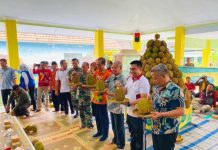 Poncol Buktikan Potensi Buah Durian Lokal