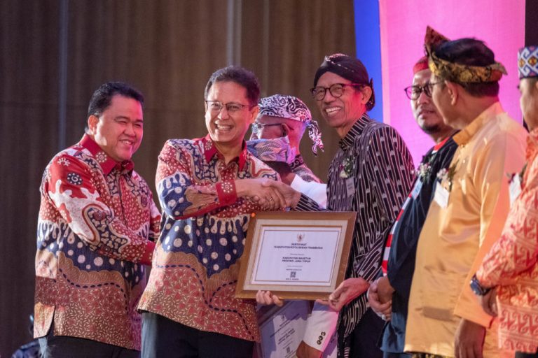 Kabupaten Magetan Raih Penghargaan Bebas Frambusia – Puskesmas Takeran