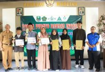 Lomba Pidato Bahasa Inggris untuk Madrasah Aliyah di Magetan dalam Rangka Hari Santri 2023 dan HAB Kemenag Magetan ke 78, Patut Diapresiasi Tinggi