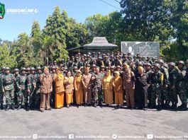 SISWA SECATA RINDAM V/BRW MENERIMA MATERI KEJUANGAN DARI VETERAN JATIM – Dinas Komunikasi dan Informatika Kab. Magetan