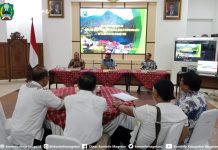 Melihat Cara Kerja E-Voting Lebih Dekat, Dirjen Bina Pemerintahan Desa Kunjungi Kabupaten Magetan – Dinas Komunikasi dan Informatika Kab. Magetan