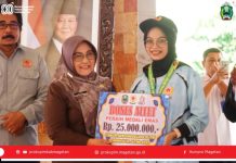Bupati Magetan Serahkan Bonus kepada Atlet dan Pelatih Peraih Medali Porprov IX Jatim 2025