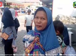 Serbu Pasar Murah, Warga Sayutan dan Sekitar Antusias Berbelanja Aneka Kebutuhan