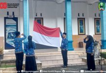 Upacara HUT ke-80 Kemerdekaan RI, Diskominfo dan Disperkim Magetan Gelar Peringatan di Halaman Kantor