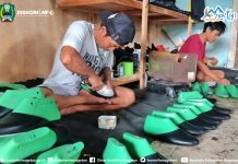 Bertahan di Tengah Modernisasi, Usaha Selop Kulit Desa Juron Magetan Jadi Favorit Wisatawan Bali