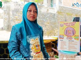Kerupuk Telur Asin Mbak Supriyati Menembus Pasar Luar Negeri