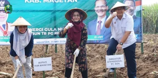 Tanam Perdana Program Bongkar Ratoon Tebu di Jawa Timur tahun 2026 bersama Gubernur Jawa Timur